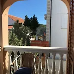 Di Gallo Апартаменты Езера